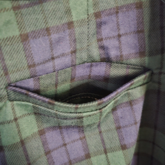 Plus size women's plaid stretch pants - Picture 7 of 9